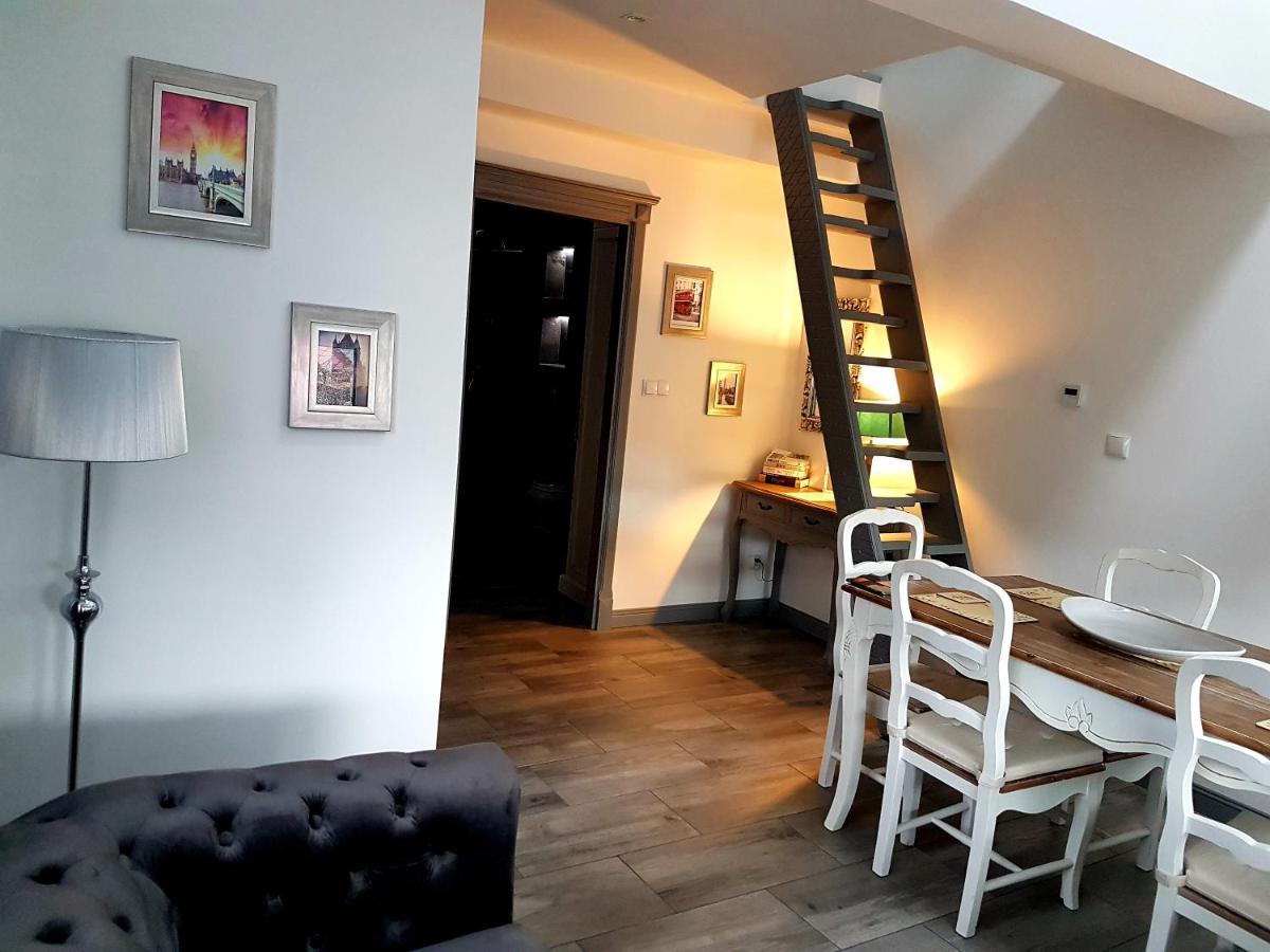 Apartament Old England Живець Екстер'єр фото